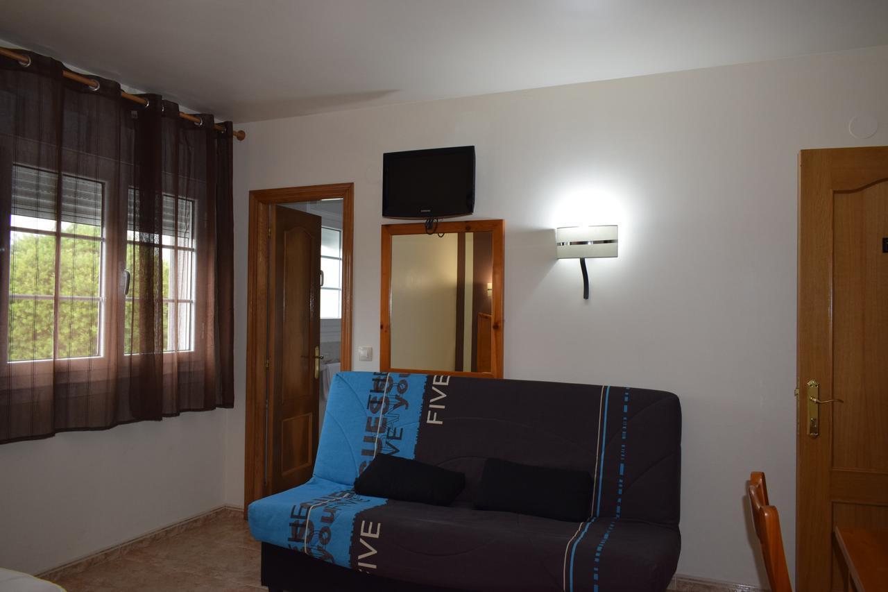 Hotel Restaurante Las Camelias Jarrio Kültér fotó